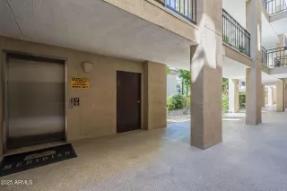 Photo #4: 6850052 Listing 