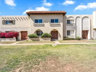 More Details about MLS # 6850103 : 1921 W HAZELWOOD PARKWAY