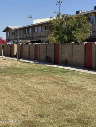 Photo #3: 6850107 Listing