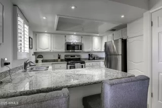 Photo #2: 6850315 Listing