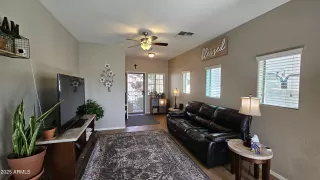 Photo #3: 6850332 Listing