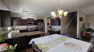 Photo #6: 6850332 Listing