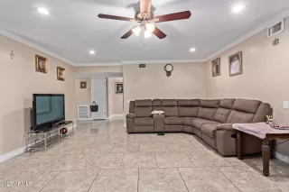 Photo #4: 6850545 Listing 