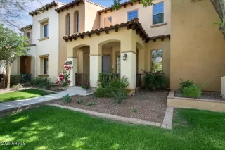 Photo #1: 6850682 Listing 