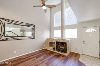 Photo #3: 6850864 Listing