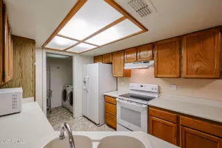 Photo #4: 6850864 Listing