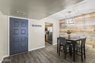 Photo #5: 6850920 Listing 