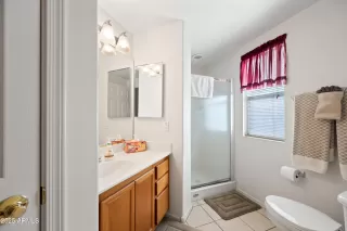 Photo #1: 6851161 Listing