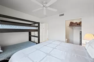 Photo #3: 6851161 Listing