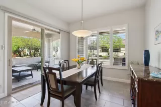 Photo #4: 6851177 Listing