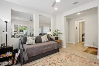 Photo #6: 6851177 Listing