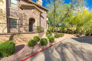 Photo #5: 6851262 Listing 