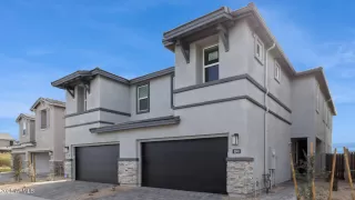 Photo #1: 6851498 Listing 