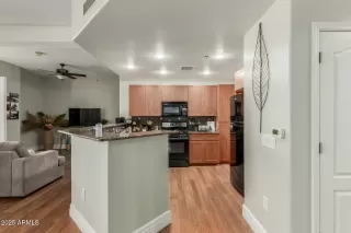 Photo #1: 6851954 Listing