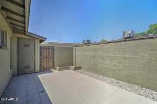 Photo #3: 6851983 Listing