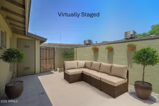 Photo #4: 6851983 Listing