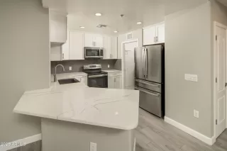 Photo #6: 6852007 Listing