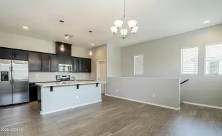 Photo #2: 6852113 Listing 