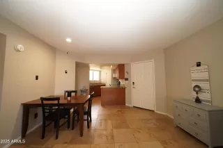 Photo #2: 6852136 Listing