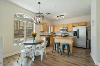 Photo #3: 6852156 Listing 