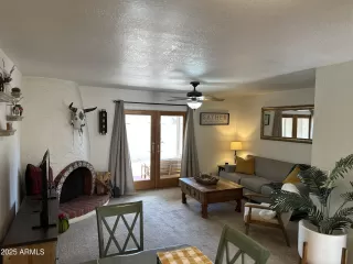 Photo #4: 6852166 Listing 