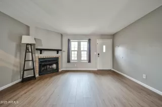 Photo #2: 6852331 Listing