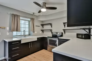 Photo #4: 6852331 Listing