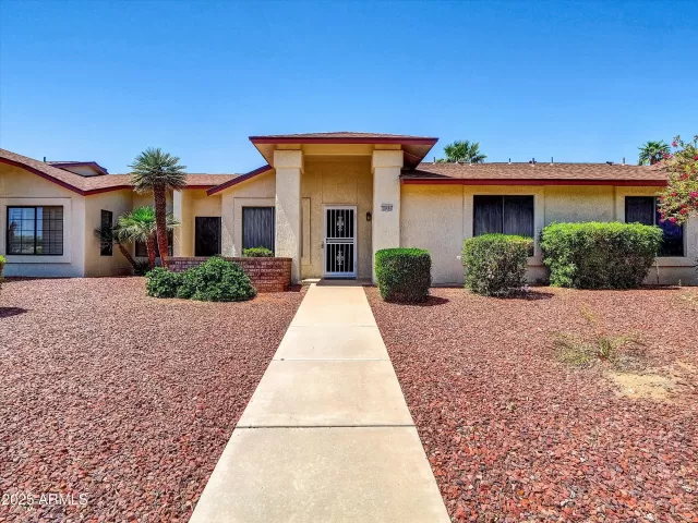 MLS: 6852383 Condo For Sale