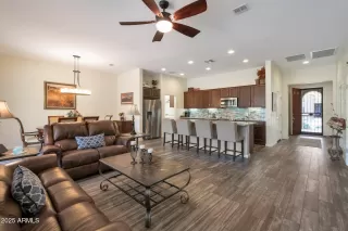 Photo #1: 6852451 Listing