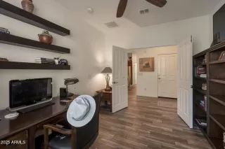 Photo #4: 6852451 Listing