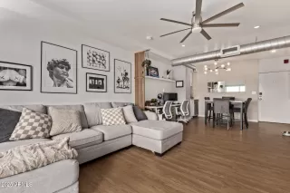 Photo #2: 6852461 Listing