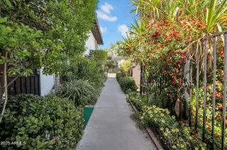 Photo #2: 6852633 Listing 