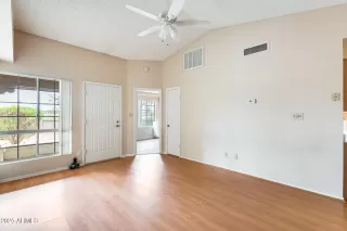 Photo #3: 6852788 Listing 