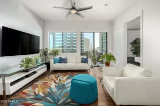 Photo #3: 6852841 Listing 