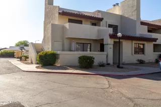 Photo #2: 6852913 Listing