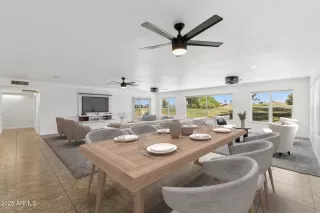 Photo #4: 6852947 Listing