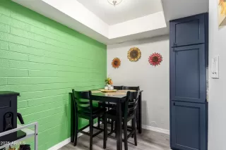 Photo #4: 6852974 Listing