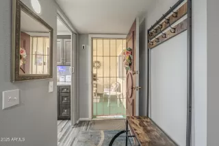 Photo #2: 6852984 Listing 