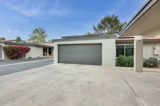 Photo #5: 6853081 Listing