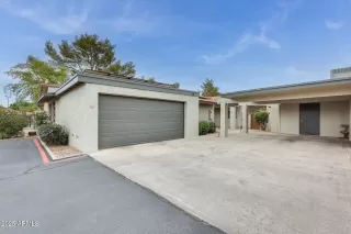 Photo #6: 6853081 Listing