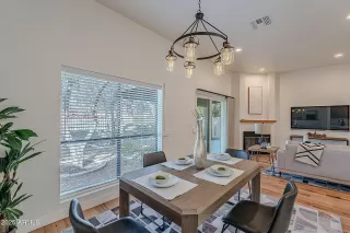 Photo #6: 6853103 Listing 