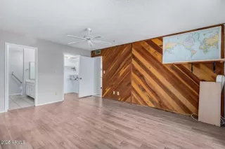 Photo #3: 6853193 Listing