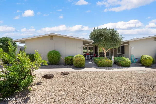 MLS: 6853200 Condo For Sale