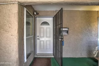 Photo #1: 6853274 Listing