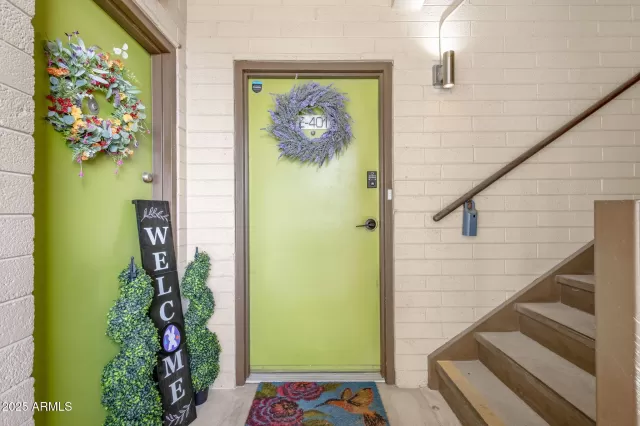 MLS: 6853312 Condo For Sale