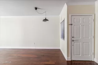 Photo #5: 6853577 Listing