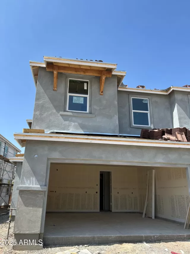 MLS: 6853734 Condo For Sale