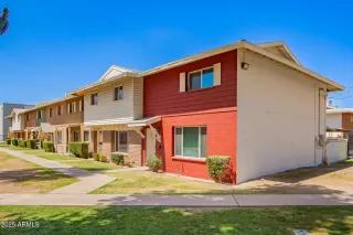 Photo #2: 6853737 Listing