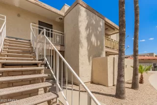 Photo #3: 6853807 Listing