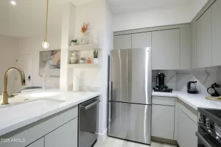 Photo #4: 6853854 Listing 